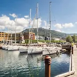 Apartamento With Private Garden And 18sqm Terrace Bergen
