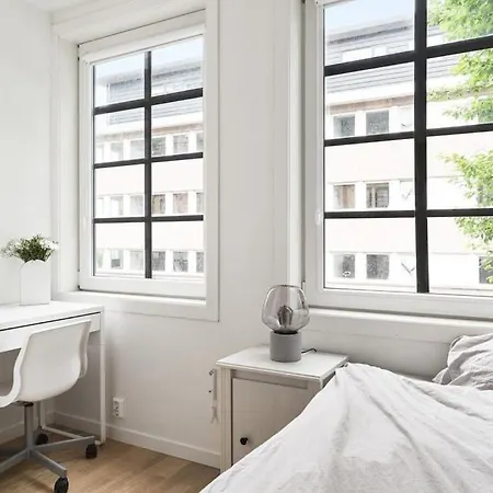 Urban Retreat, Traditional Wooden House In