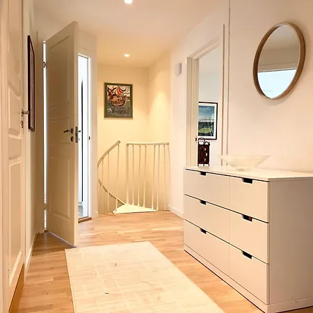 With Private Garden And 18sqm Terrace *