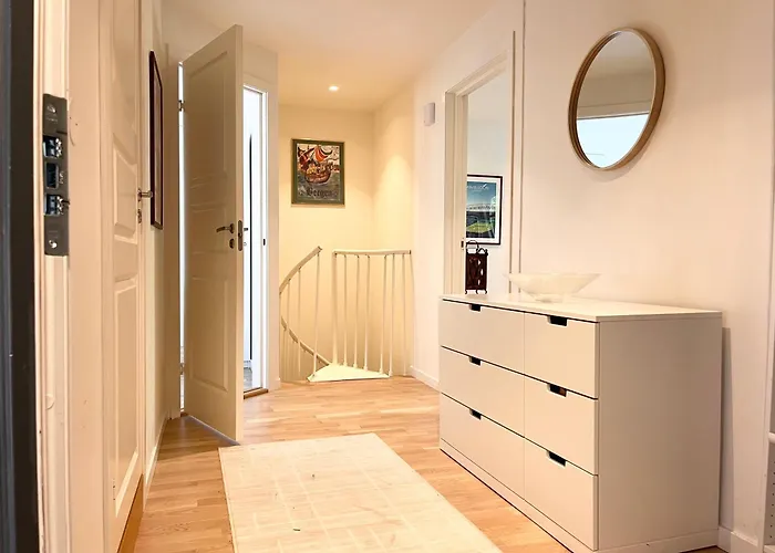 Urban Retreat, Traditional Wooden House In *